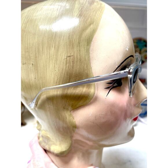 1950’s 1960’s Vintage Cat eye Gray Sunglasses Pearl Green Lens - Picture 4 of 10